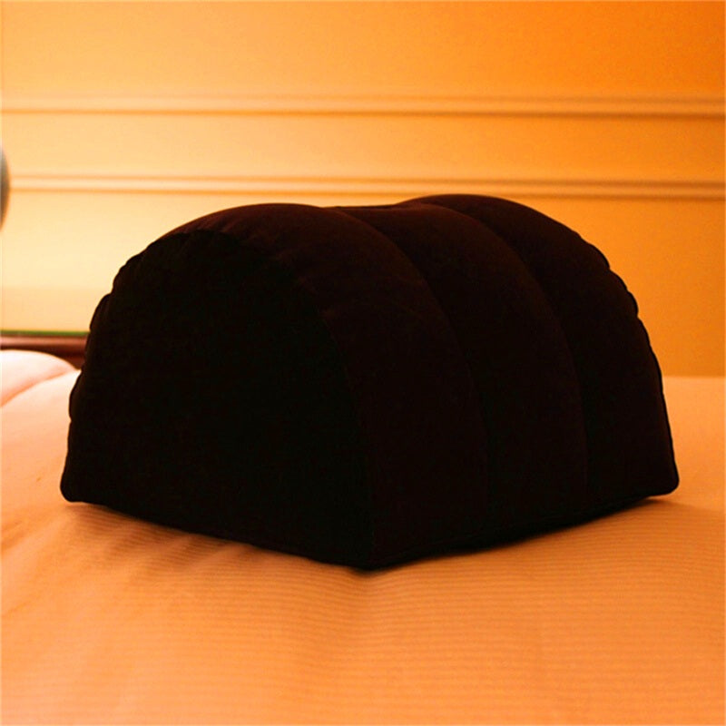 Half Moon Inflatable Pillow with Toy Mount