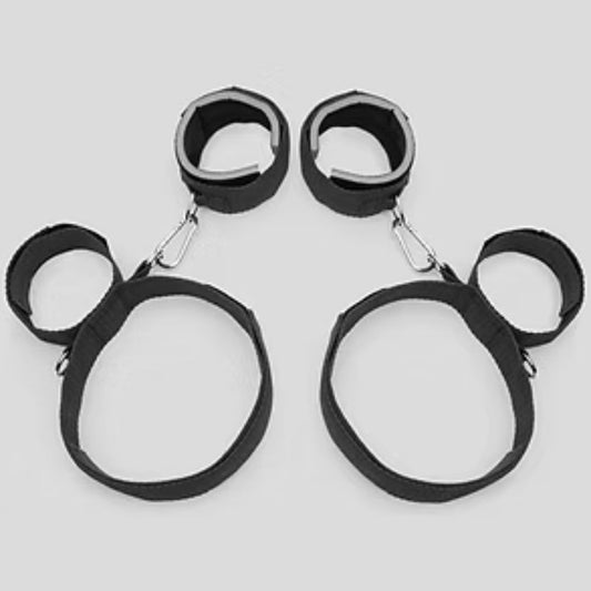 WRIST TO THIGH RESTRAINTS WITH HANDCUFFS