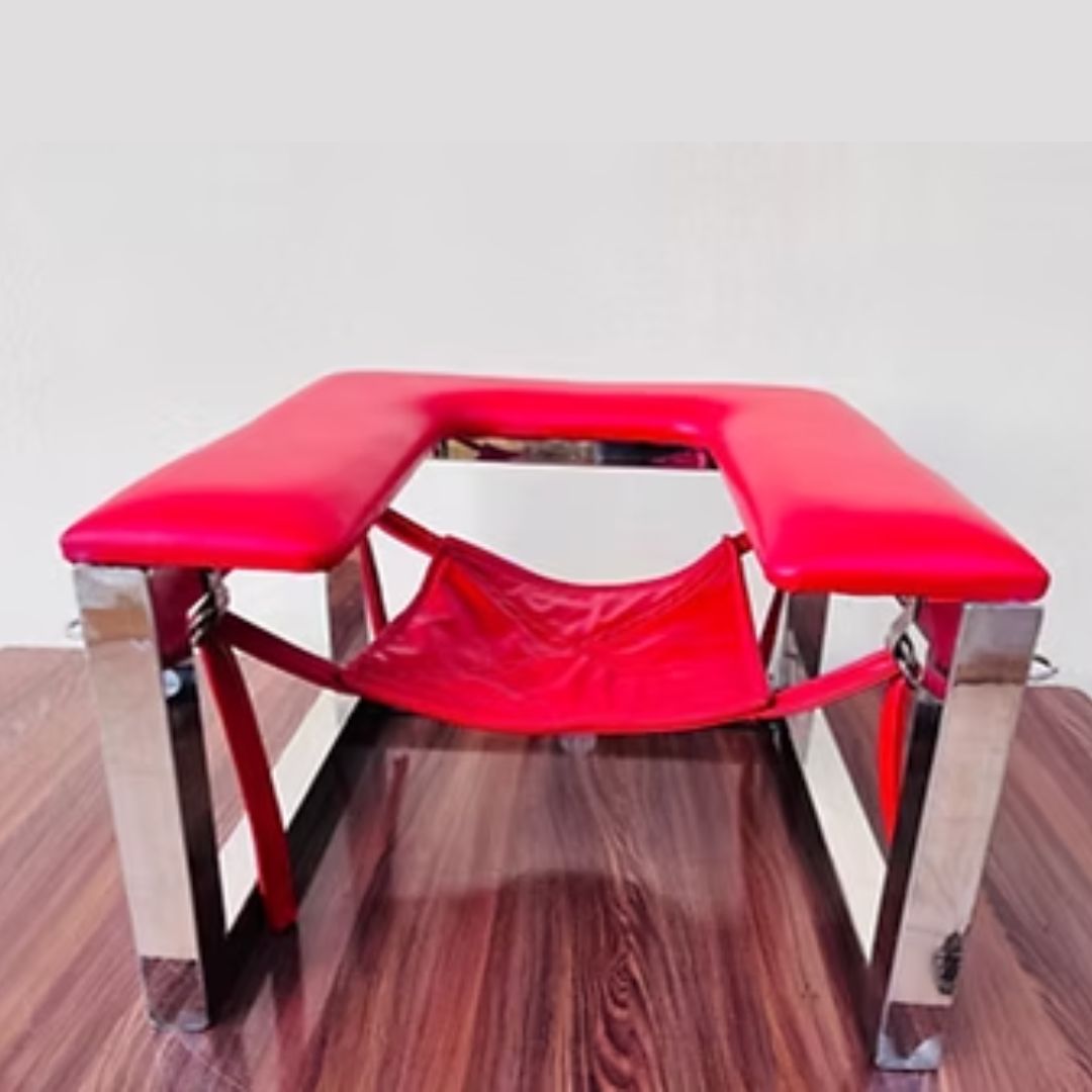 Luvottica Queening Stool for Better Positioning