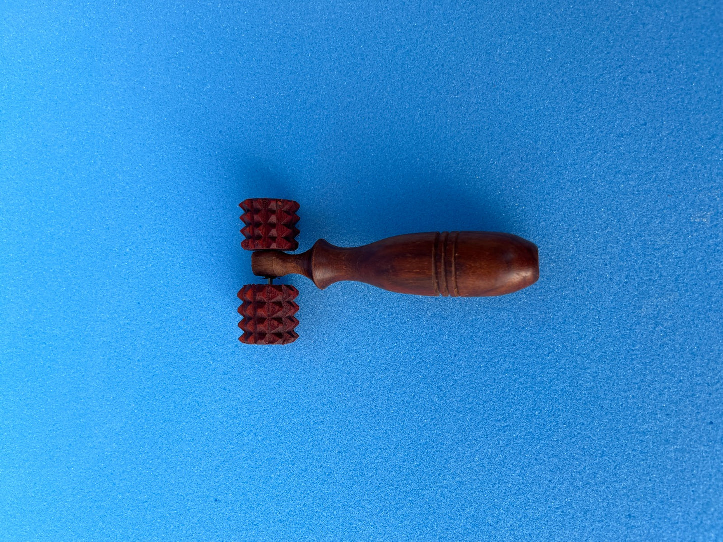 Wooden Spikes Acupressure Massager with Two Balls (Small Size)