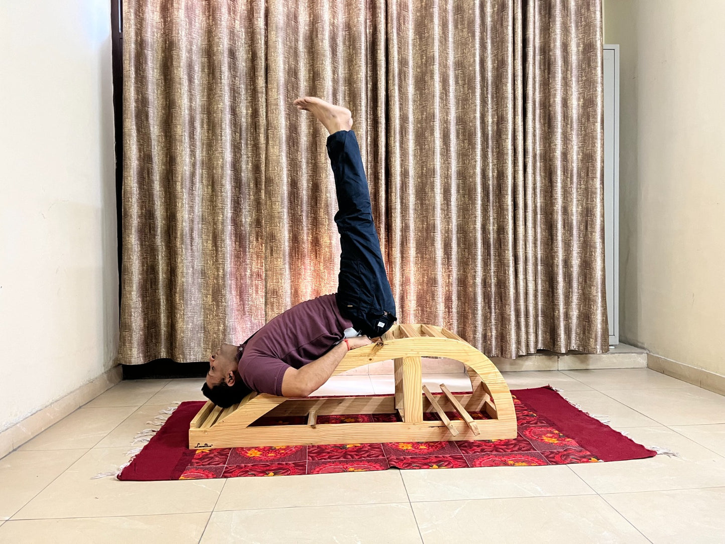 Viparita Dandasana Bench/Back- Bending Bench