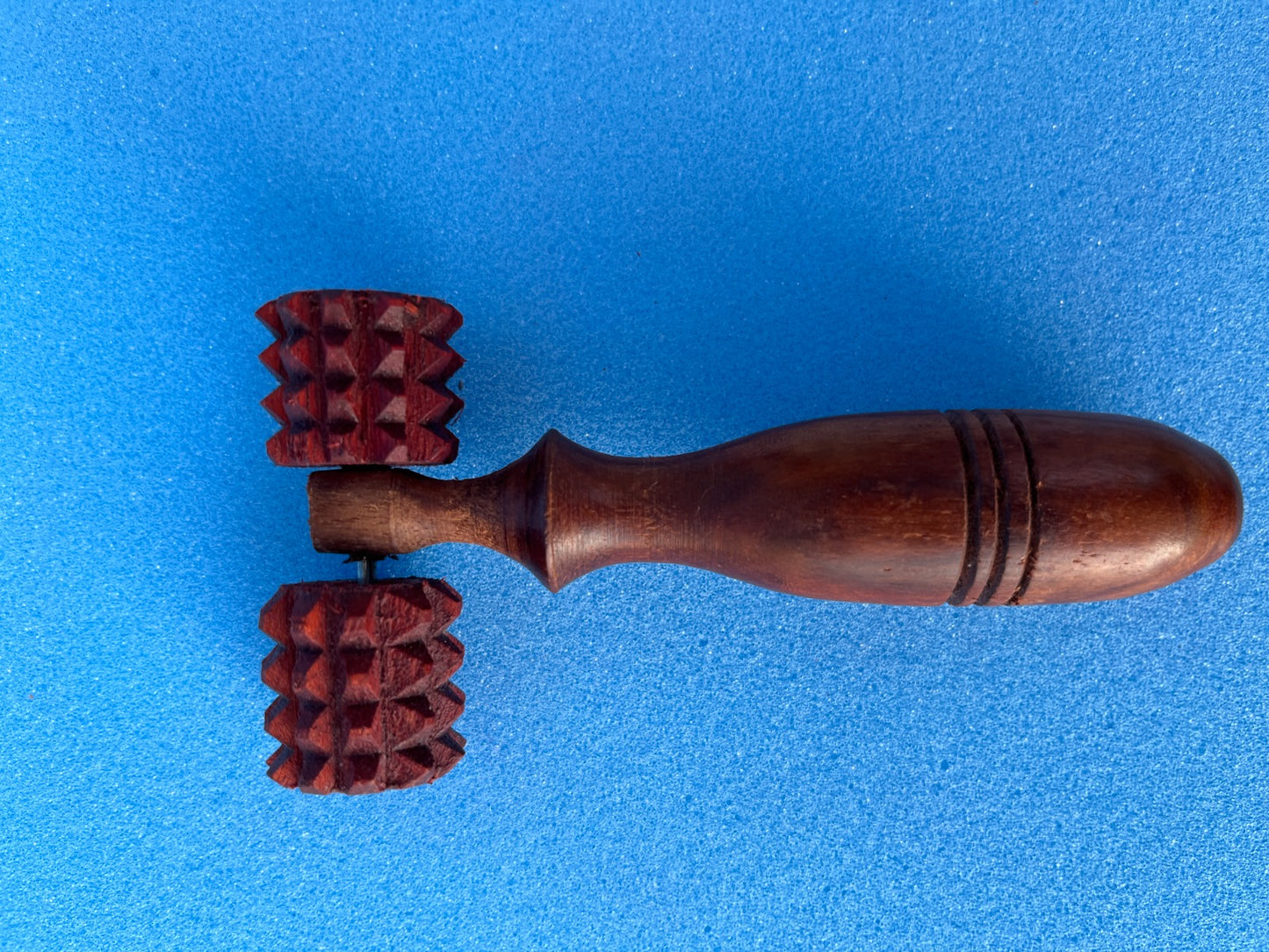 Wooden Spikes Acupressure Massager with Two Balls (Small Size)