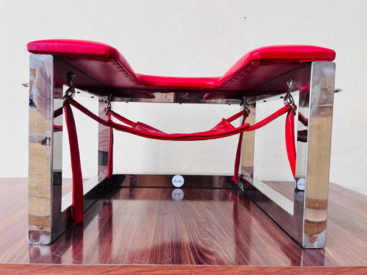 Luvottica Queening Stool for Better Positioning