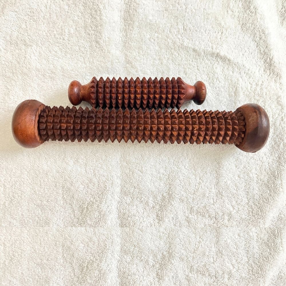 Wooden Flower Cut Massage Roller Set – For Full Body Acupressure & Relaxation