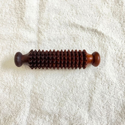 Wooden Flower Cut Massage Roller Set – For Full Body Acupressure & Relaxation